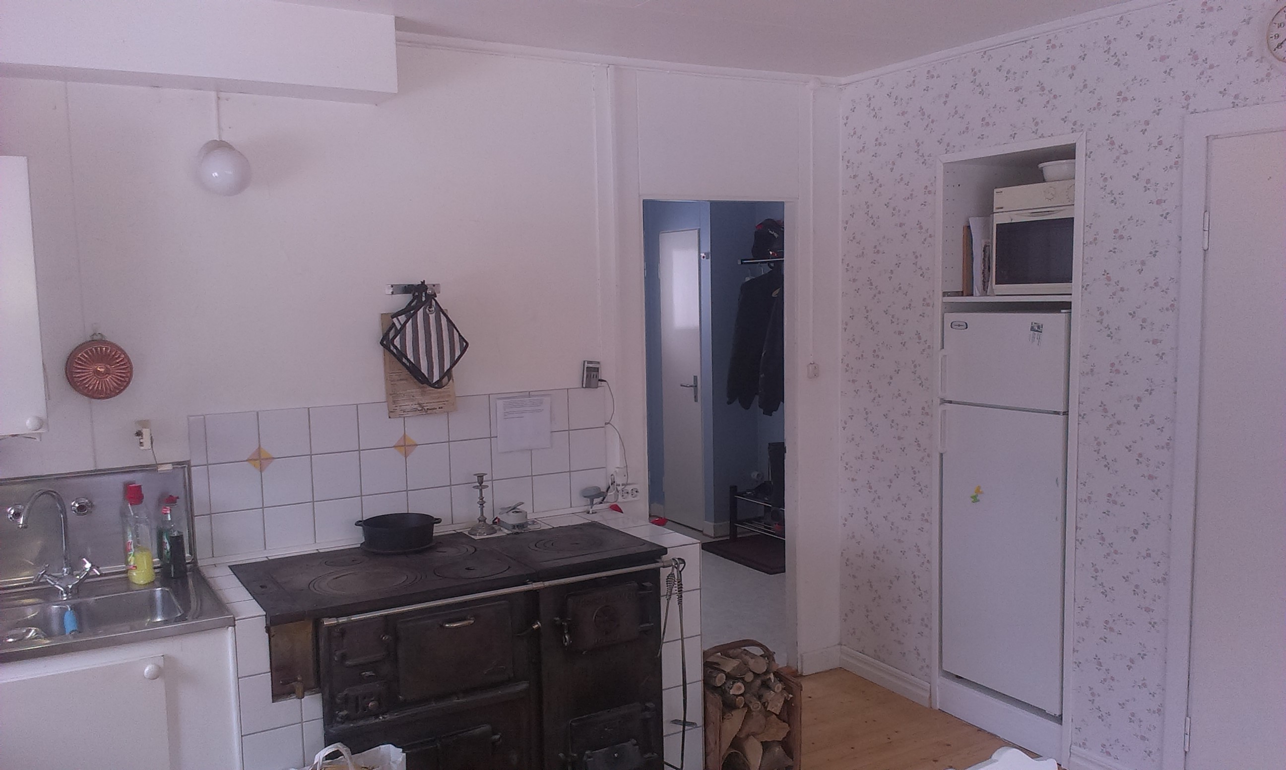 Stuga sverige, dalarna, 77010 säfsen: "sjönära säfsen"