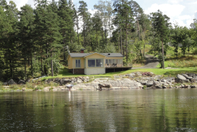 Semesterhus/stuga "Strandvilla Mjörn", Alingsås, Västergötland