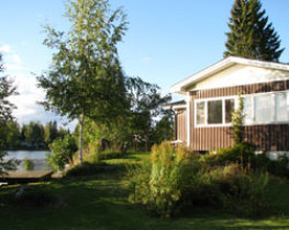 Semesterhus/stuga "Sjöstuga Trösken", Furuvik, Gästrikland