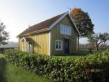 Semesterhus/stuga "Rökulla Östra flygeln", Vimmerby, Småland